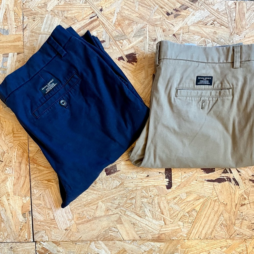 Banana Republic -  (2) Men's Aiden Stretch Fit Chino - 35x30